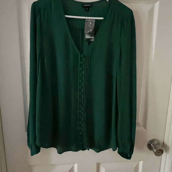 Torrid Green Women's Top - Picture 1 of 1